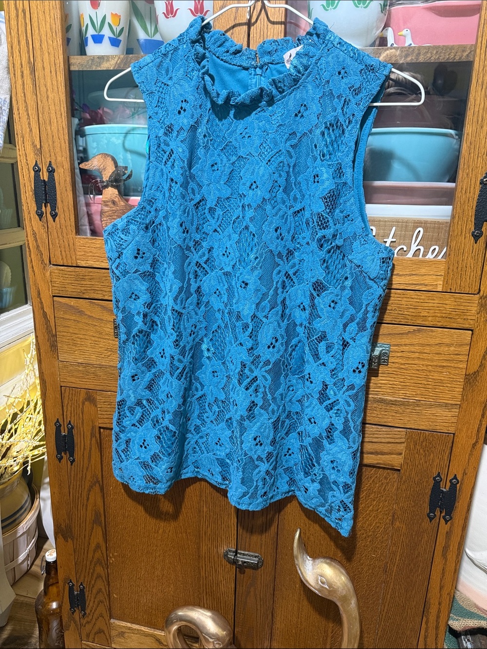 Women’s teal Nanette Lepore sleeveless lace top medium